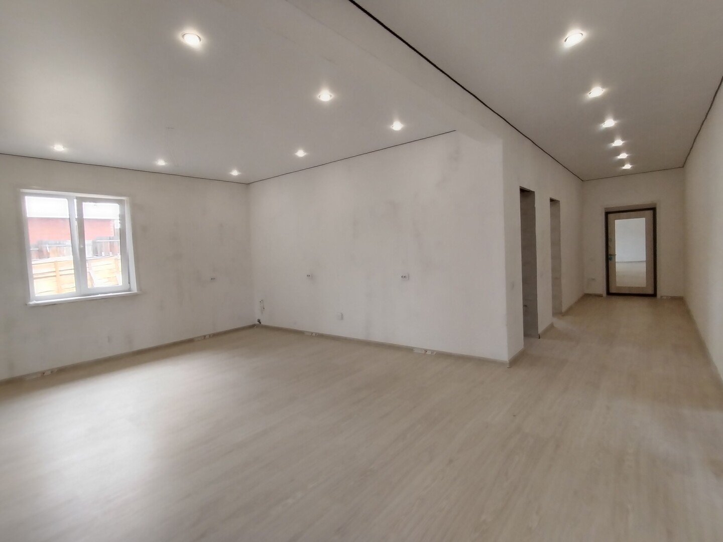 Дом 220 м², участок 10 сот., рп Маркова — фото 6