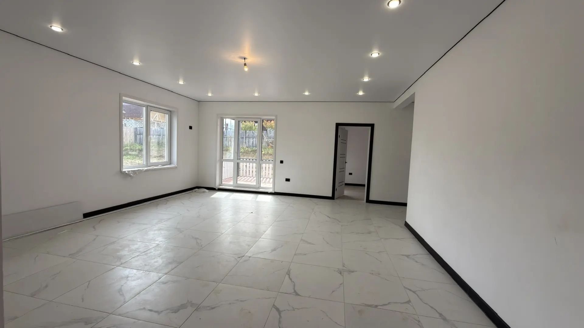 Дом 180 м², участок 10 сот., Максимовщина, фото 3